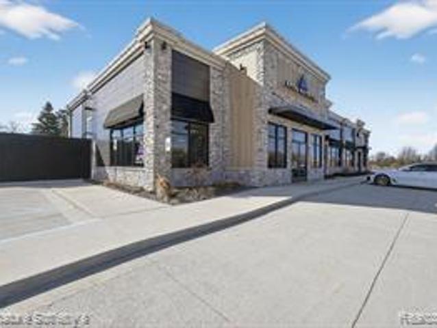 Commercial for sale in Fenton, Michigan
