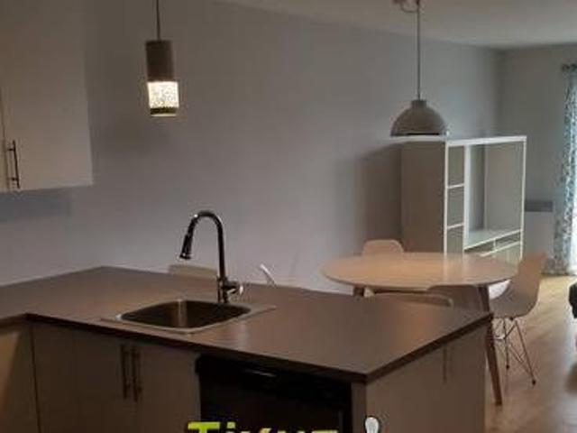 House for rent in Laval