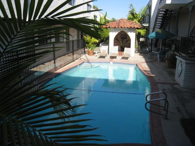 Apartment for rent in Redondo Beach, California