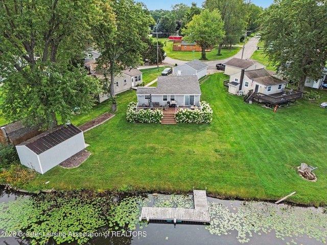 House for sale in Highland, Highland Township