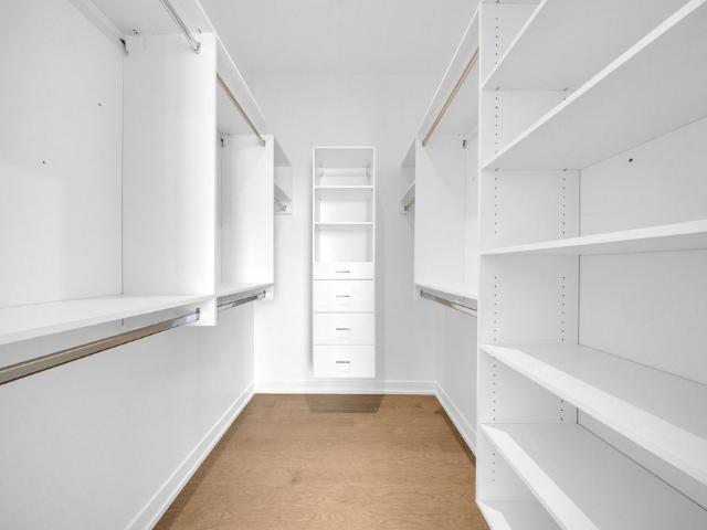 Apartment for rent in Laval-des-rapides, Quebec