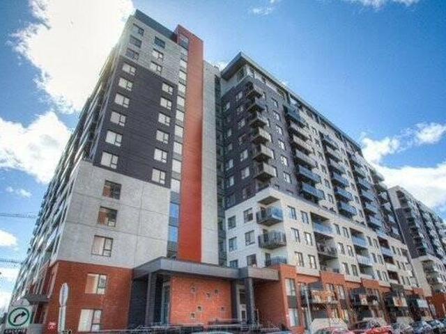 House for rent in Laval