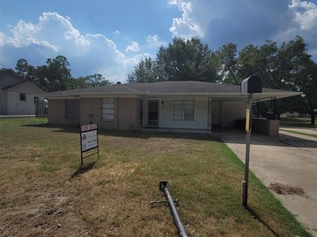 House for sale in Brenham, Texas