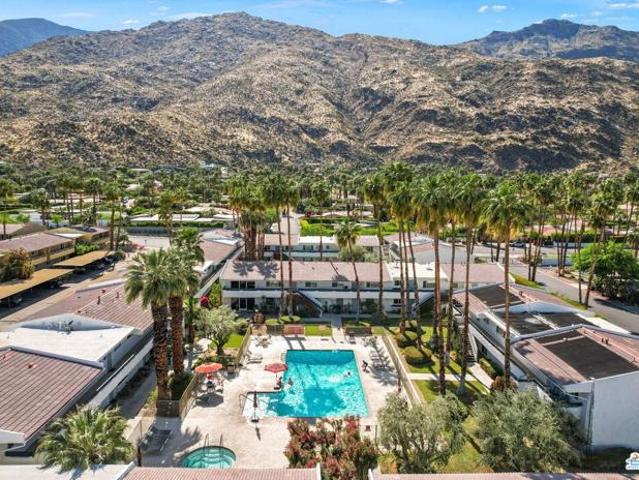 Condo for sale in Palm Springs, California