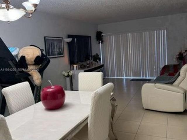 Condo for sale in Hialeah, Florida