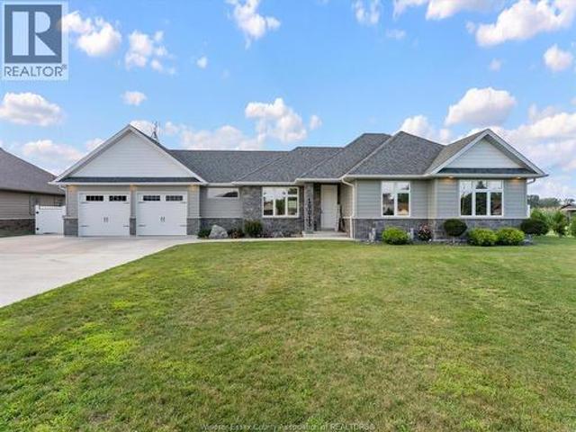 House for sale in Lakeshore, Ontario