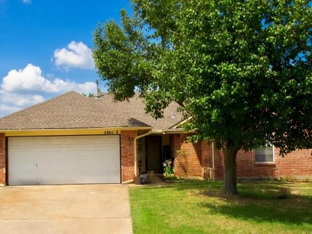 House for sale in Choctaw, Oklahoma