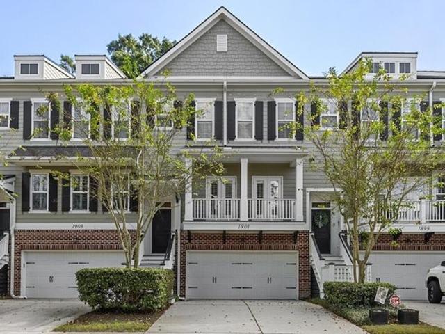 Townhouse for sale in Mount Pleasant, Charleston County