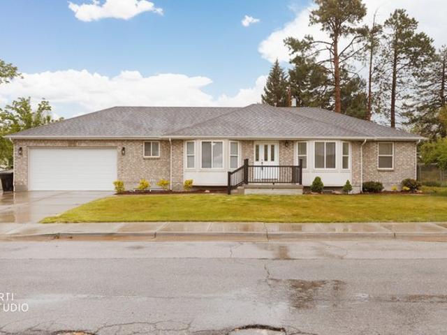 House for sale in Holladay, Utah