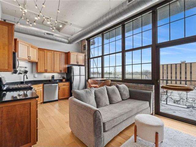 Condo for sale in Hennepin, Minnesota
