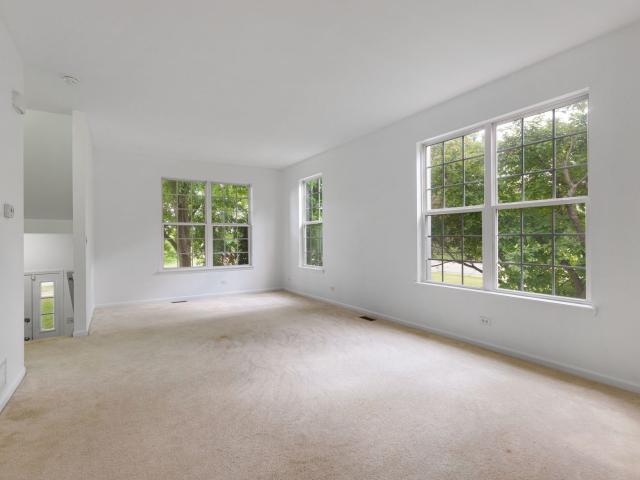 Townhouse for sale in Zion, Illinois
