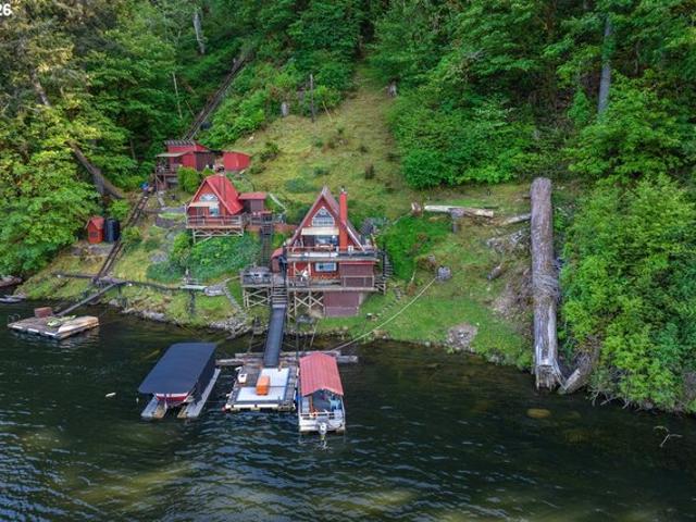 House for sale in Oregonia