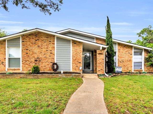 House for sale in Carrollton, Texas