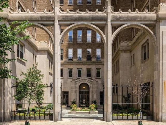 Apartment for sale in Philadelphia