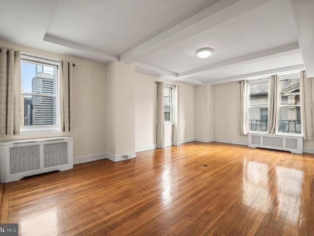 Condo for sale in Philadelphia, Pennsylvania
