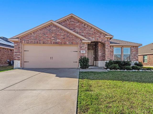 House for sale in Farmersville, Texas