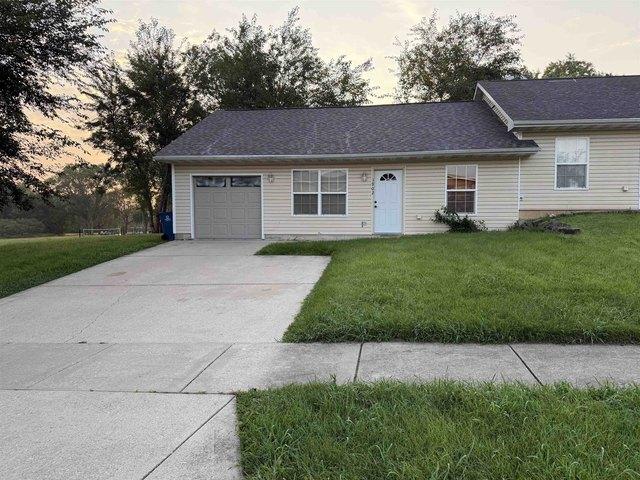House for sale in Crest Hill, Illinois