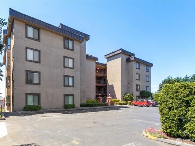 Condo for sale in University Place, Washington