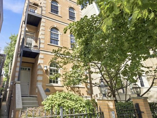Condo for sale in Chicago Park, Illinois