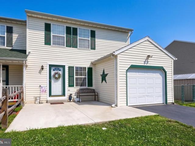 Townhouse for sale in Dover, Pennsylvania