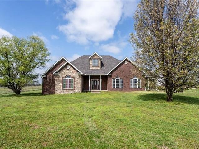 House for sale in Ark