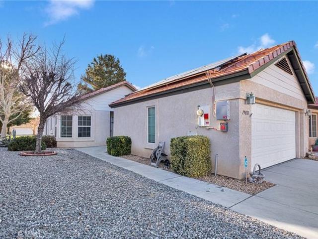 House for sale in Apple Valley, California