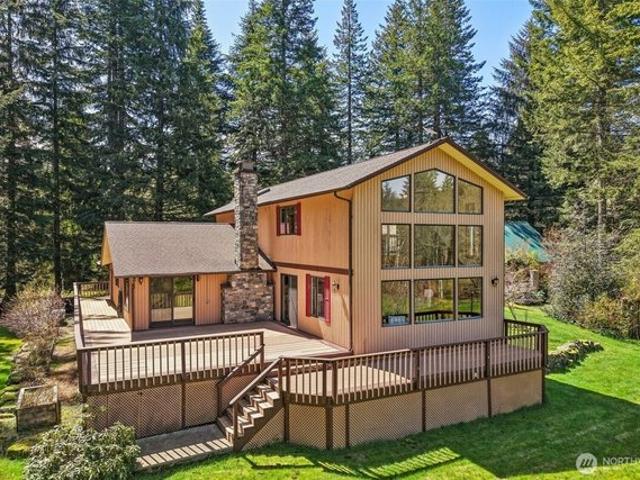 House for sale in Maple Valley, Washington