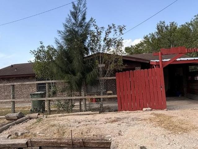 House for sale in Cameron, Texas