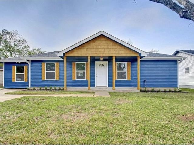 House for sale in Alvin, Texas