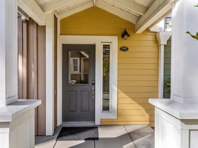 Townhouse for sale in Mountain View, California