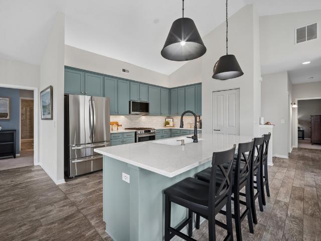 Condo for sale in Aurora, Illinois