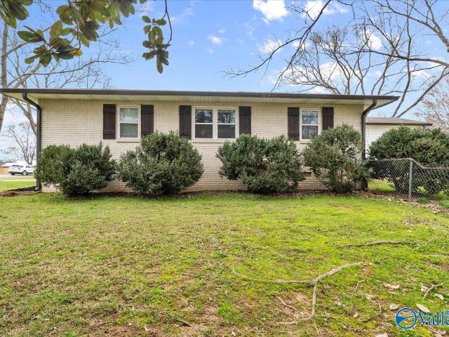 House for sale in Scottsboro, Alabama