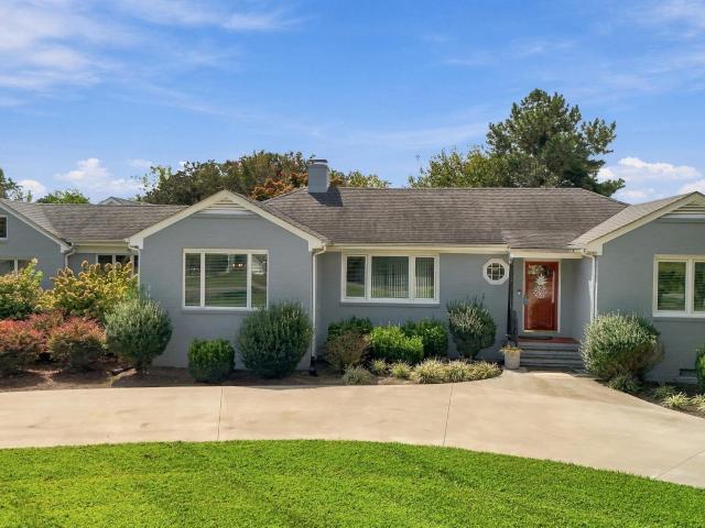 House for sale in Elizabeth City, North Carolina