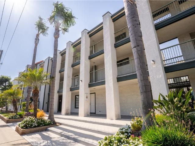 Condo for sale in Signal Hill, California