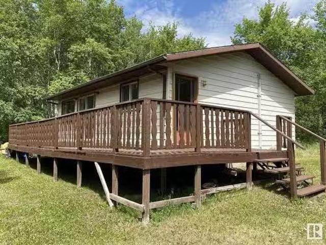 House for sale in Alberta