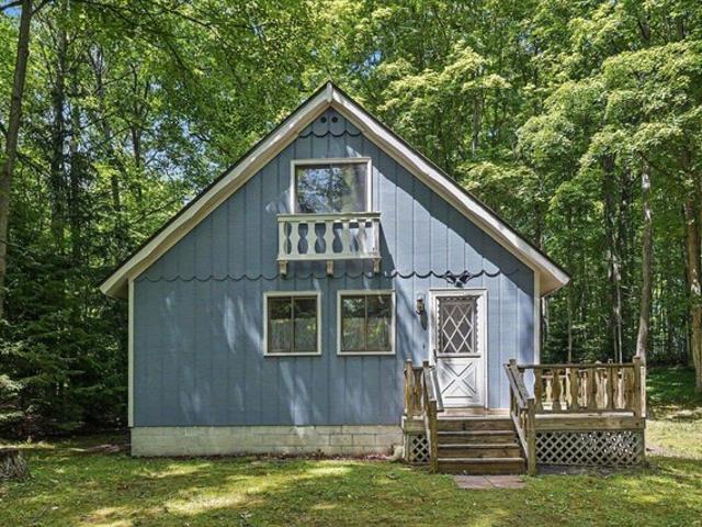 House for sale in Lake Ann, Michigan