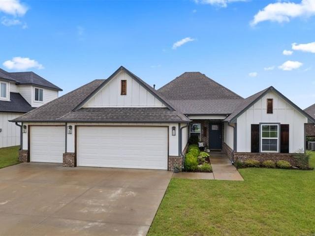 House for sale in Rogers, Oklahoma
