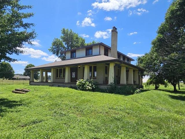 House for sale in Marionville, Missouri