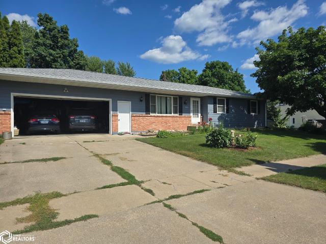House for sale in Grinnell, Iowa