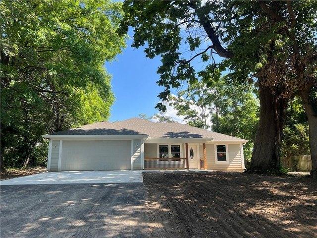 House for sale in Lexington, Missouri