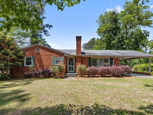 House for sale in Sanford, North Carolina
