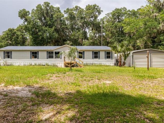 House for sale in Anthony, Florida