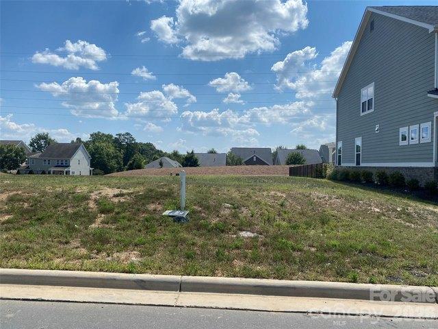 Land for sale in Mecklenburg, North Carolina