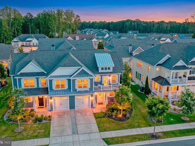 Townhouse for sale in Delaware