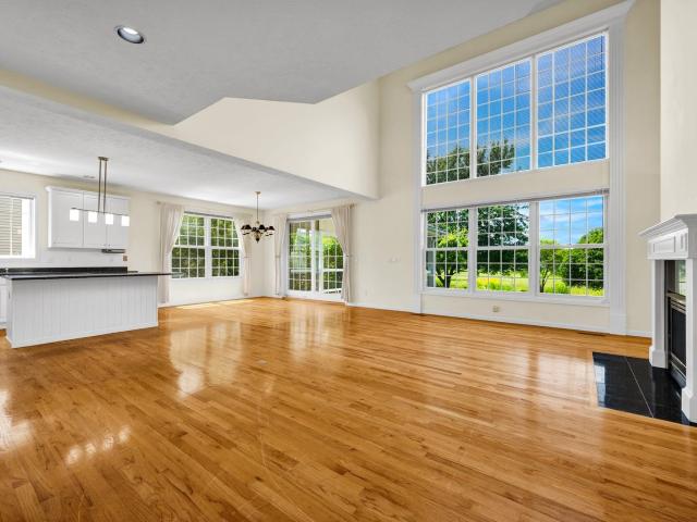 Condo for sale in Mclean, Illinois