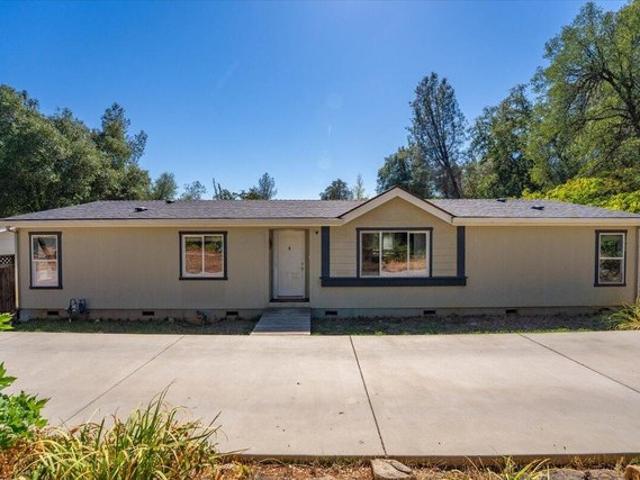 House for sale in Shasta, California
