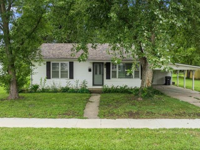 House for sale in Sedalia, Missouri