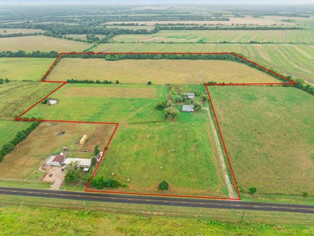 Farm for sale in Lamar, Texas