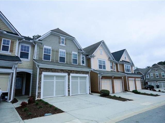 Townhouse for sale in Lawrenceville