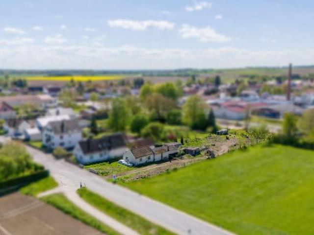 Erdgeschosswohnung kaufen in Rennertshofen, Bayern